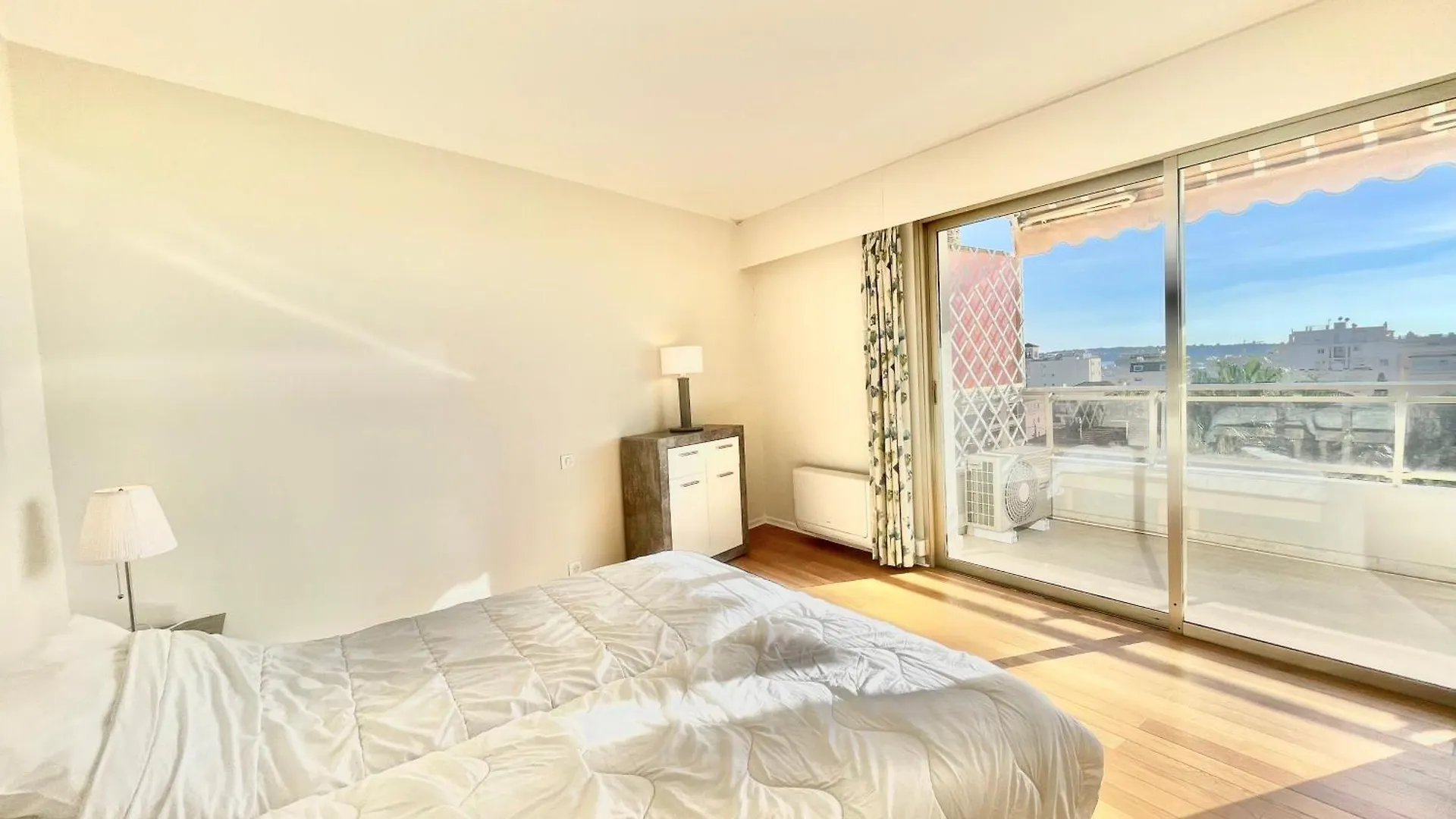 Vezelay 4 Apartman Cannes Franciaország