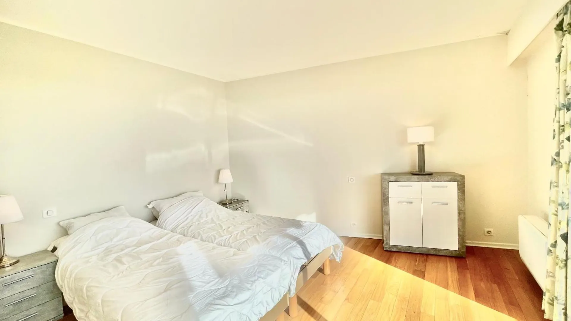 Vezelay, By Welcome To Cannes Apartment