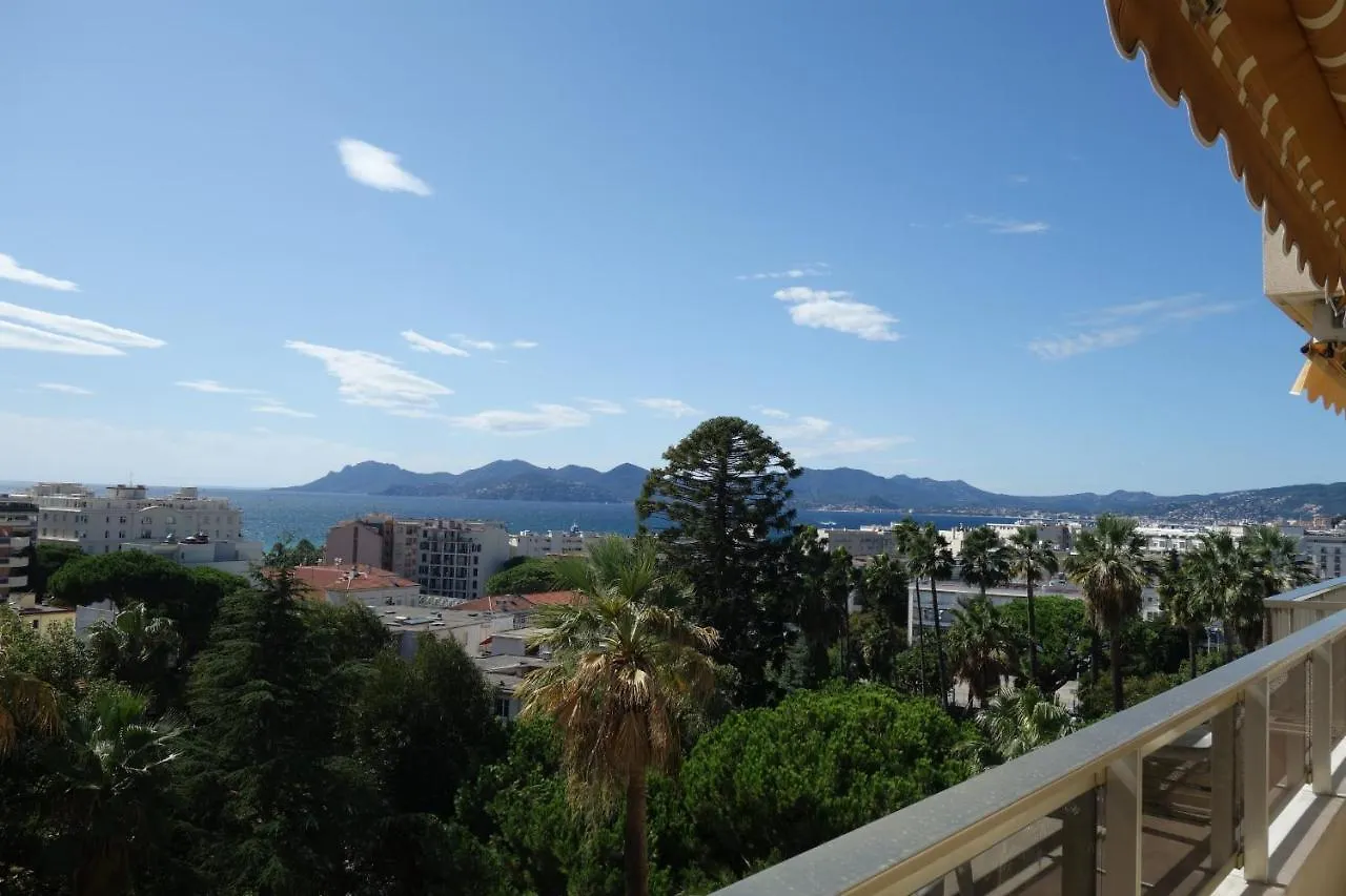 Vezelay, By Welcome To Cannes 0*,